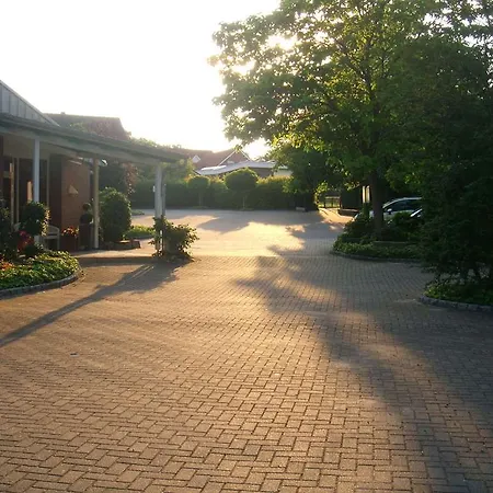 Evering Отель Эмсбюрен