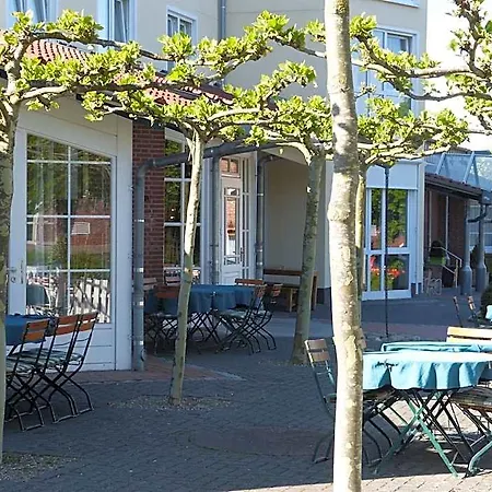 Evering Hotel